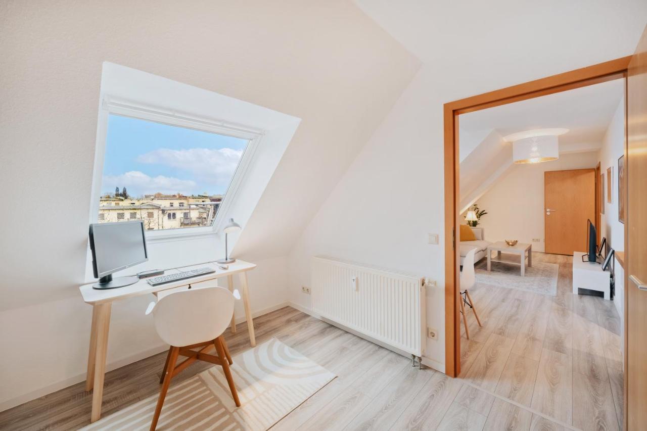 Bliss Place - Serviced Apartment - Arbeitsplatz, Zentral, Kueche, Waschmaschine, Smarttv Magdeburgo Exterior foto