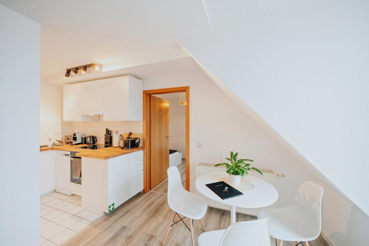 Bliss Place - Serviced Apartment - Arbeitsplatz, Zentral, Kueche, Waschmaschine, Smarttv Magdeburgo Exterior foto