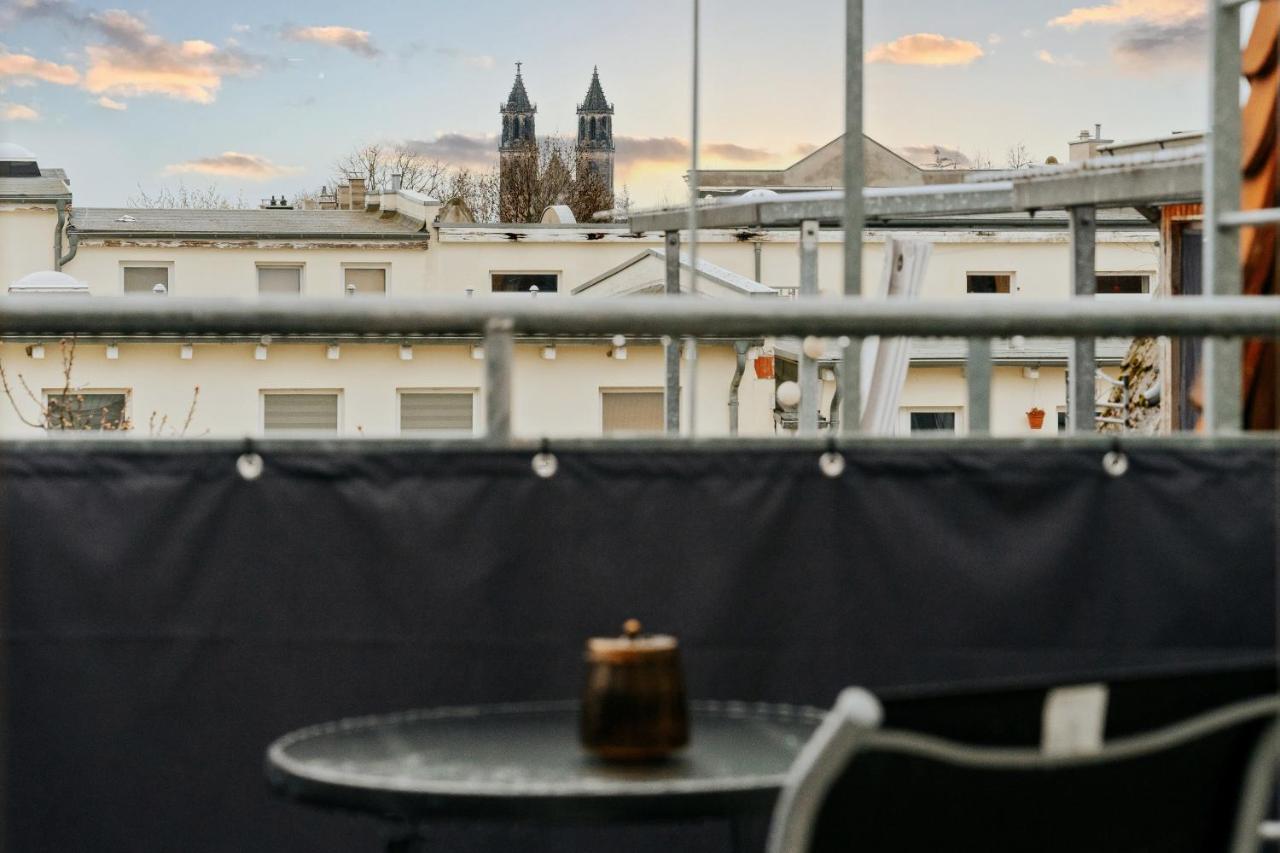 Bliss Place - Serviced Apartment - Arbeitsplatz, Zentral, Kueche, Waschmaschine, Smarttv Magdeburgo Exterior foto