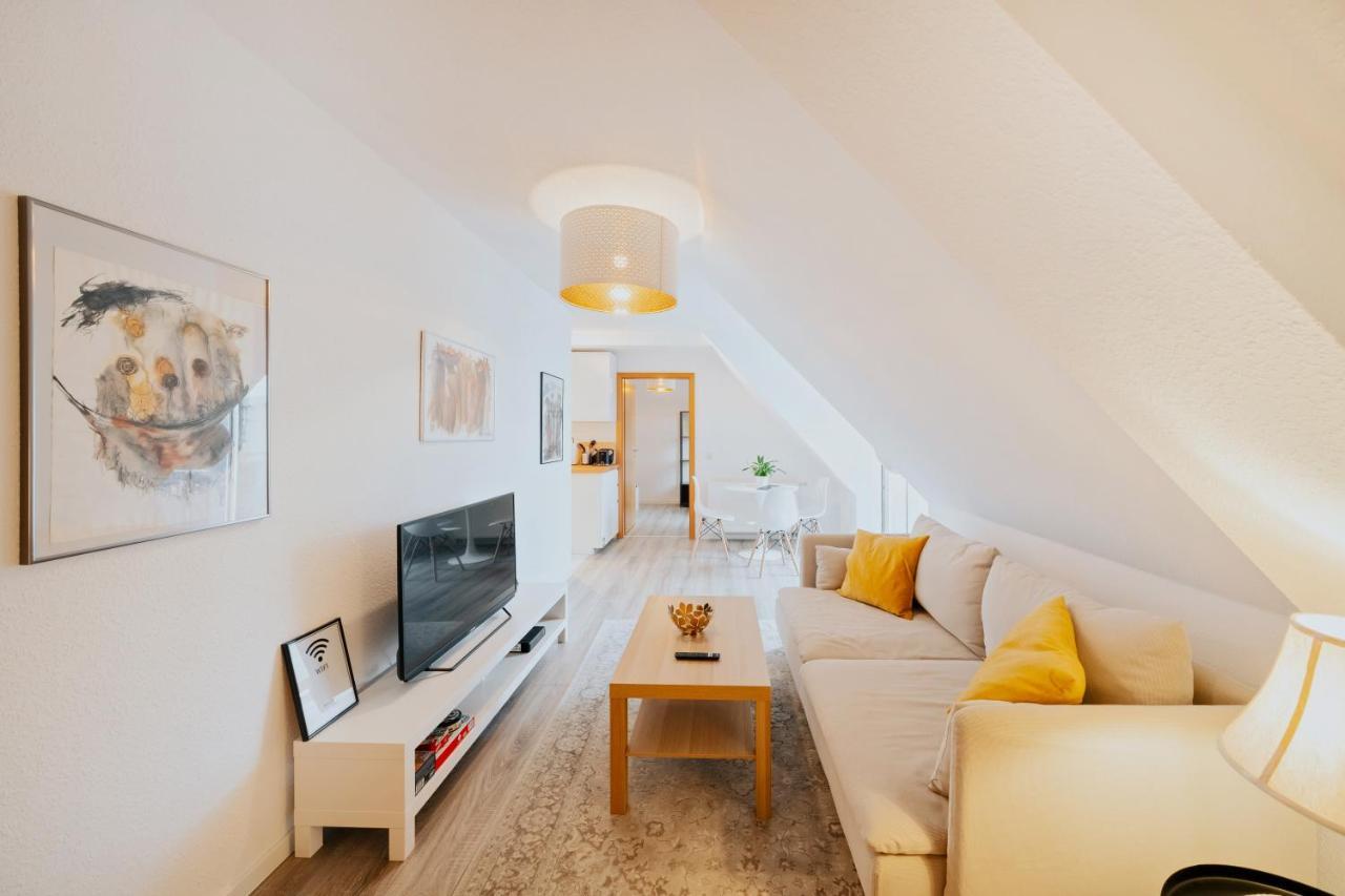 Bliss Place - Serviced Apartment - Arbeitsplatz, Zentral, Kueche, Waschmaschine, Smarttv Magdeburgo Exterior foto