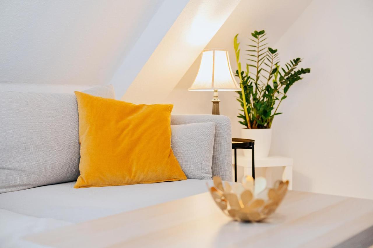 Bliss Place - Serviced Apartment - Arbeitsplatz, Zentral, Kueche, Waschmaschine, Smarttv Magdeburgo Exterior foto